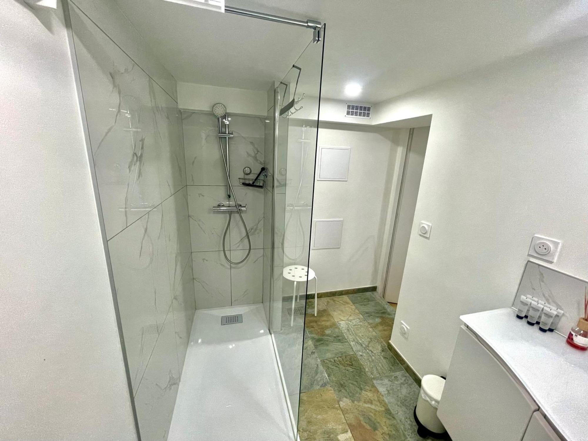 Les Balcons De Chambery Apartment ภายนอก รูปภาพ